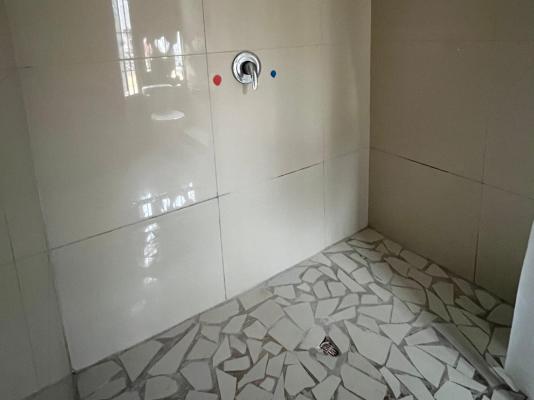 Room image 5