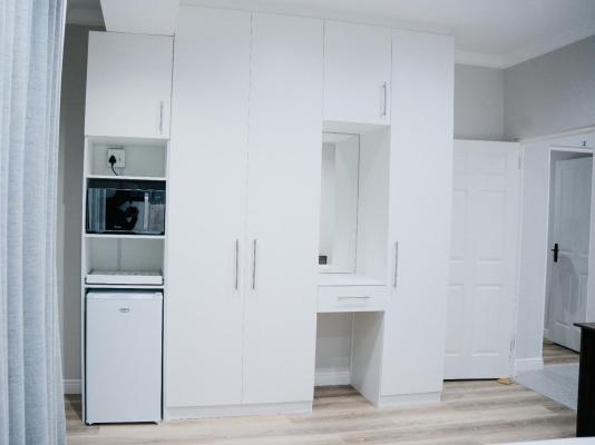 Room image 12