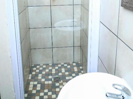 Room image 1