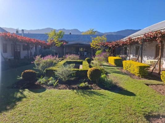 Villa ChoCoLatt Guest House - 239540