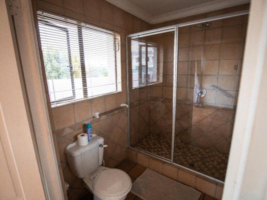 Room image 19