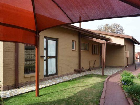 Relekane Guest House - 239935