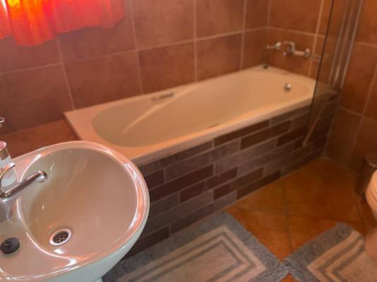 Relekane Guest House - 239952