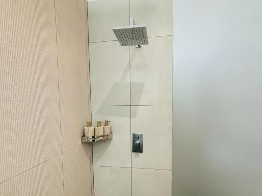 Room image 6