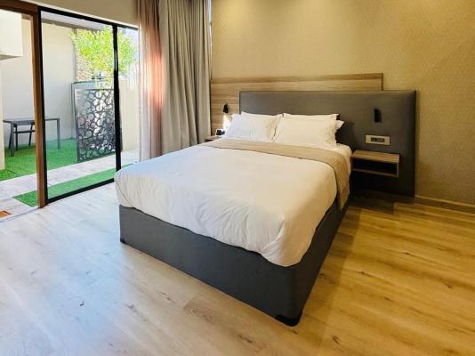 Room image 11