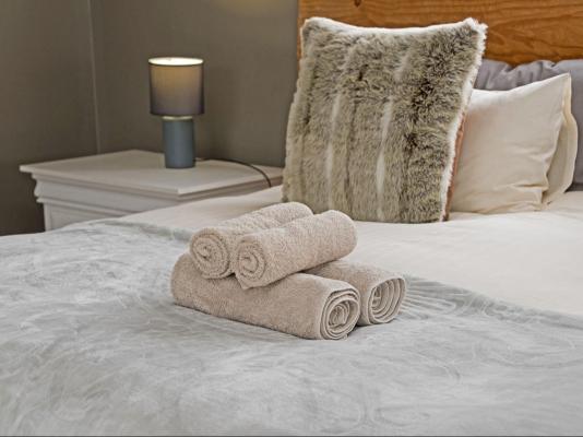 Room image 3