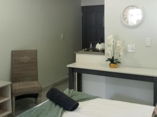 Room image 3
