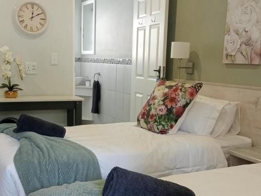 Room image 7
