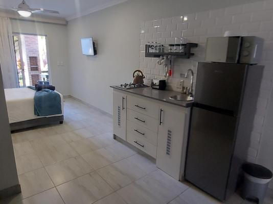 Room image 5