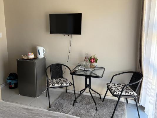 Room image 2