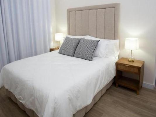 Room image 1
