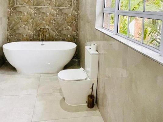 Room image 2