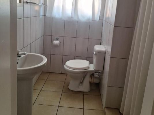 Room image 1