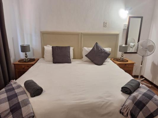 Room image 2