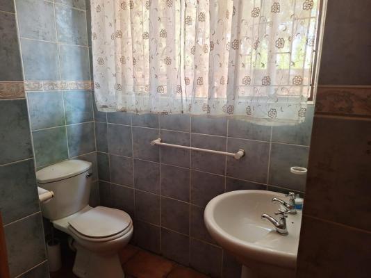 Room image 5