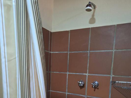 Room image 4