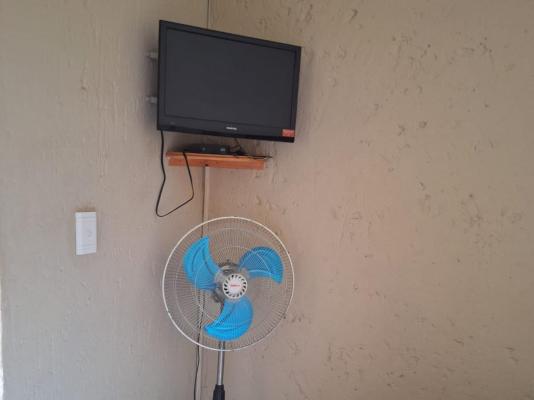 Room image 1