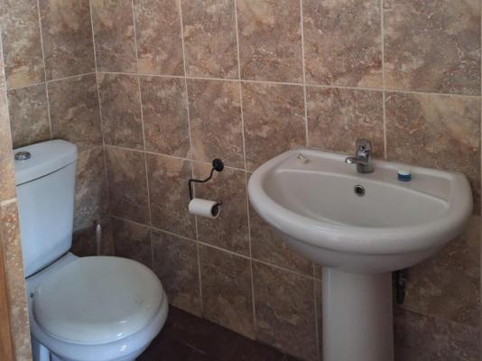 Room image 5