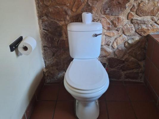 Room image 5