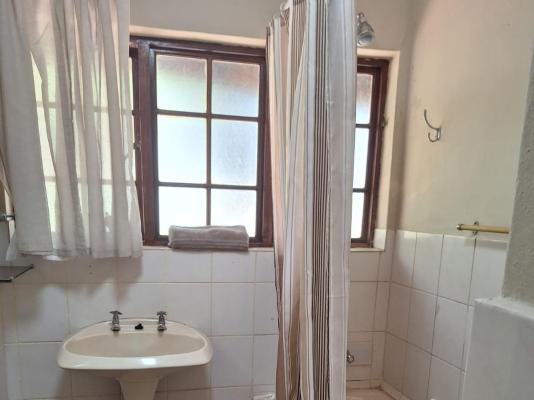 Room image 2