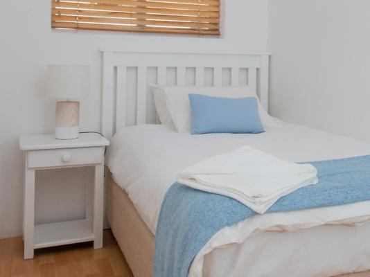 Room image 1