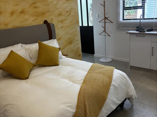 Room image 11