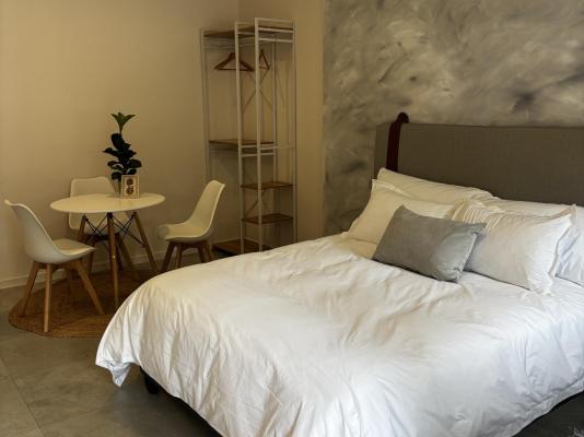Room image 3