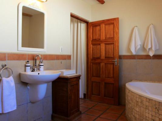 Room image 6