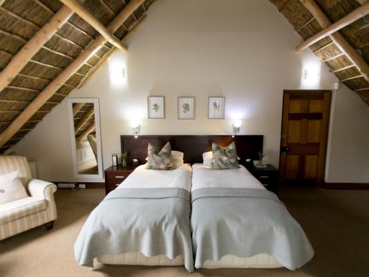 Room image 4
