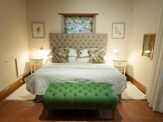 Room image 4
