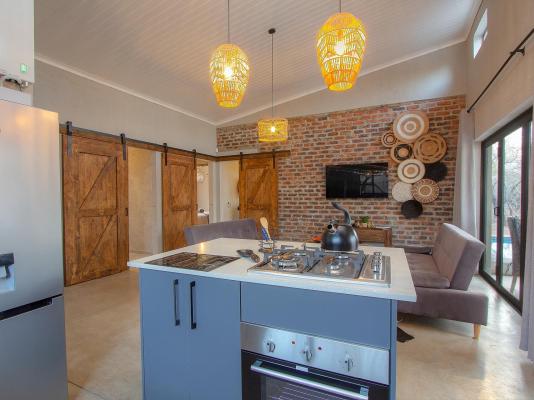 Chui House - 242822