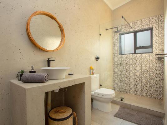 Chui House - 242824