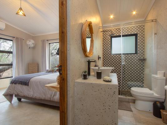Chui House - 242826
