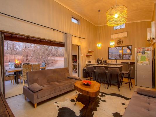 Chui House - 242833
