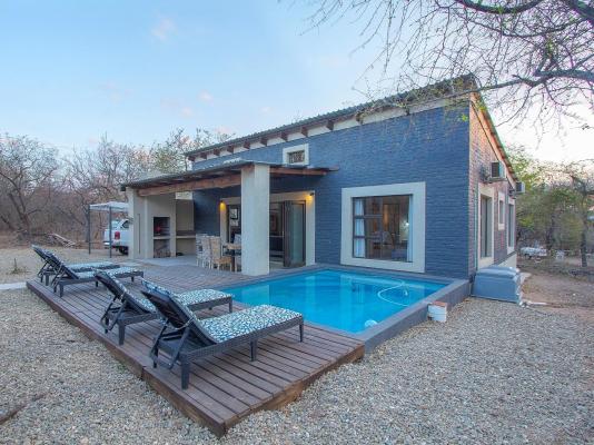 Chui House - 242846