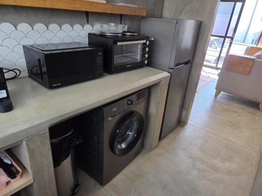 Luvlé Lux Apartments - 243088