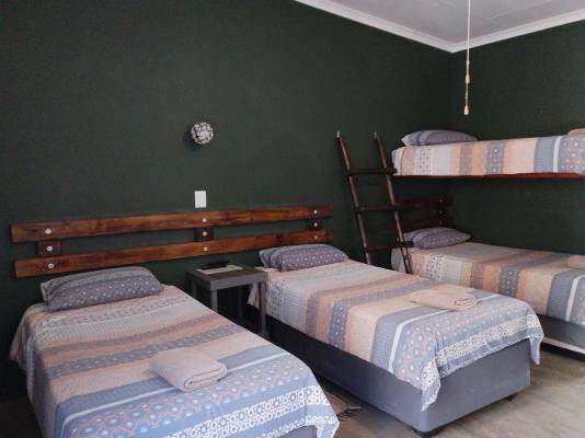 Room image 33