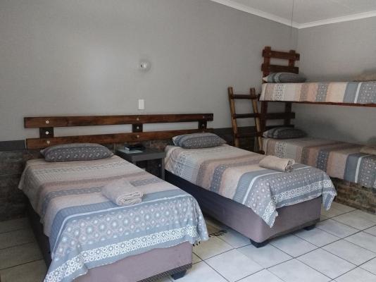 Room image 3