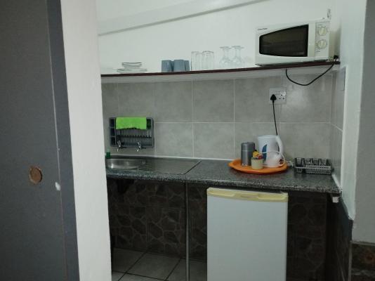 Room image 4