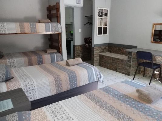 Room image 6