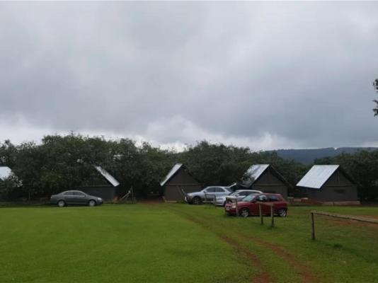 Mulberry Lane Suites & Tsanana Log Cabins - 244172