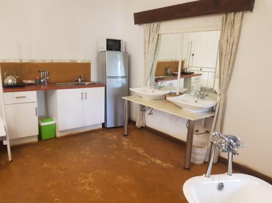Room image 3
