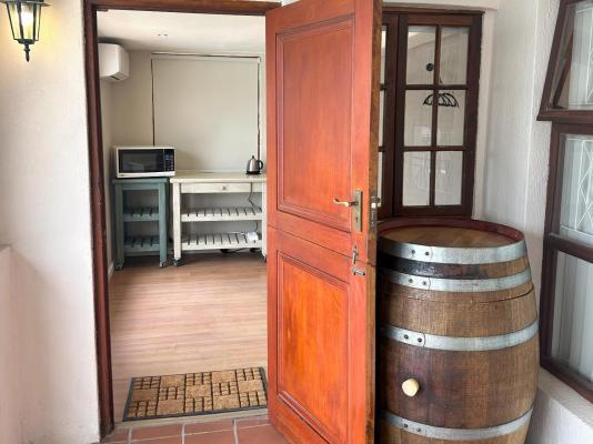 Lily's Lodge - 244399