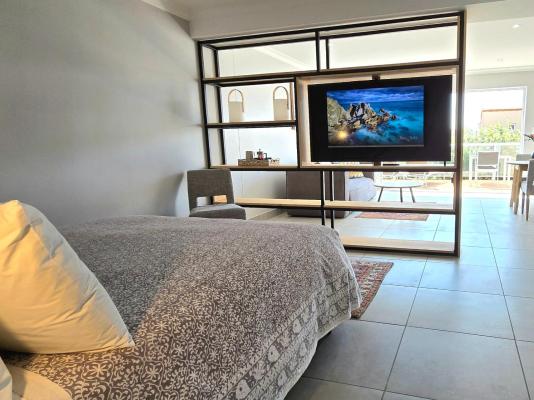 Harbour Club - 244486