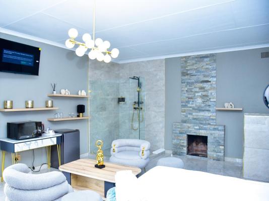 C'est La Vie Guest House - 244693