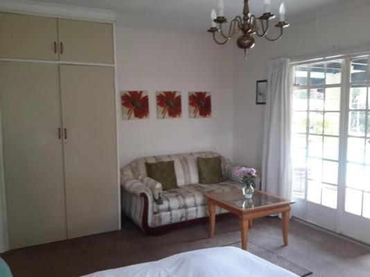 Room image 1