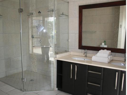 Africa Paradise Boutique Hotel - 245117