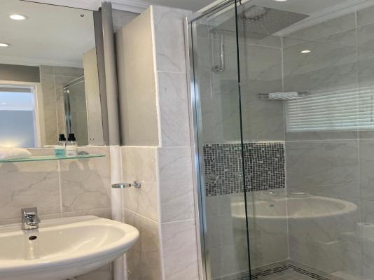 Patcham Place Guest House - 245695