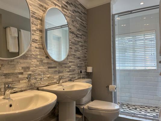 Patcham Place Guest House - 245728