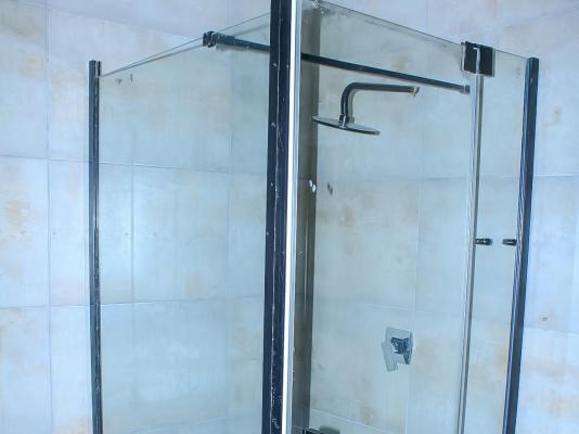 Room image 1